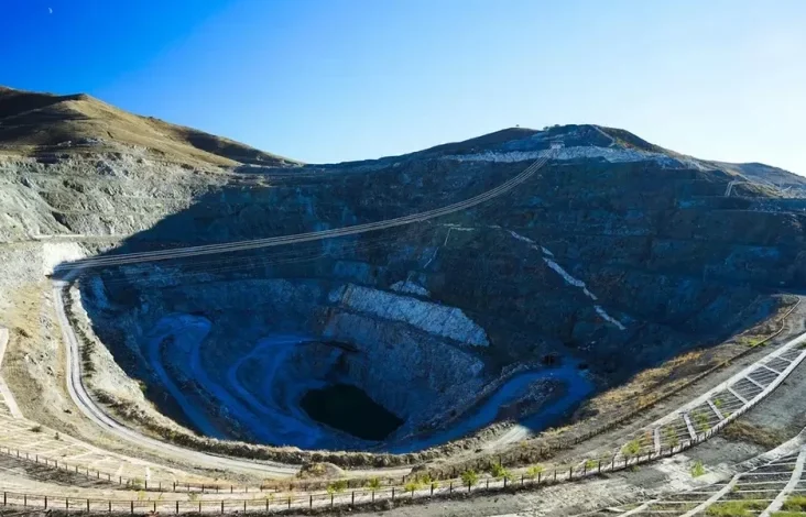 5 Fakta Penting Kesepakatan Harta Karun Mineral Langka tanah negeri Ukraina lalu Amerika Serikat