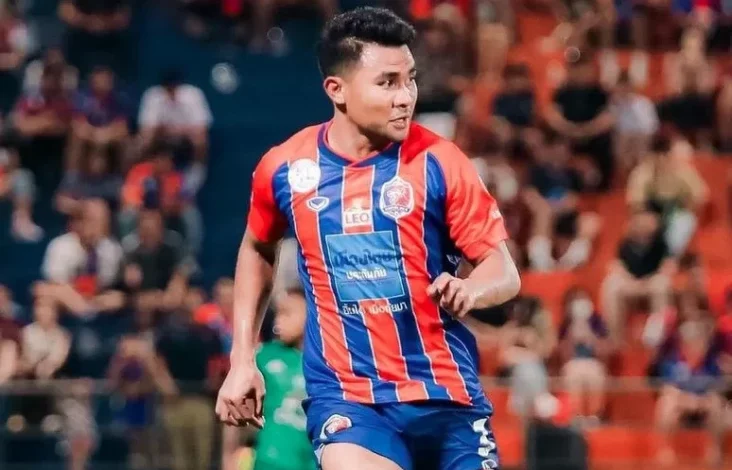 Asnawi Mangkualam Masuk Best XI dalam pada Paruh Musim Kejuaraan Thailand 2024-2025