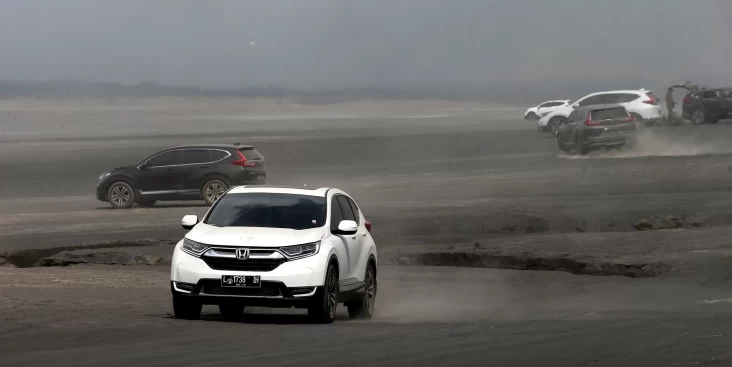 Biaya Pajak Mobil Honda CR-V Semua Tahun juga juga Tipe