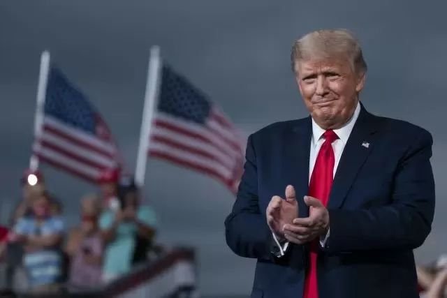 Donald Trump Siap Bayar Upah Lembur Astronot yang tersebut dimaksud Terlantar