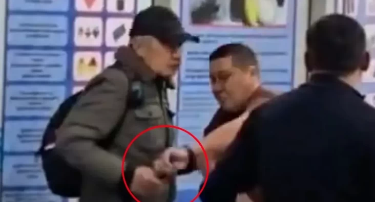 Mantan Petinju Kazakhstan Musa Abdraim Gagalkan Aksi Penyanderaan Wanita dalam pada Bandara