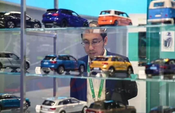 Penjualan Mobil Anjlok, Volkswagen akan Produksi Senjata dan juga Peralatan Militer