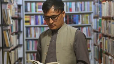Budaya membaca pudar ke negara tanah Afghanistan dalam berada di kesulitan dunia usaha