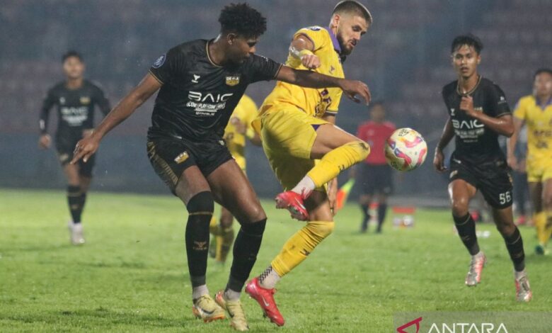 Pemain asing Kompetisi 1 yang tersebut digunakan dipanggil negaranya pada jeda internasional