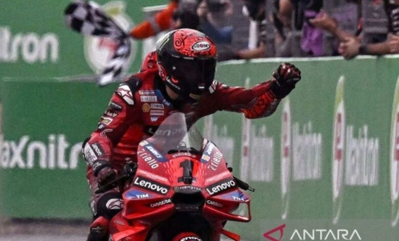 Bagnaia berjuang keras walau finis ke urutan delapan sprint race