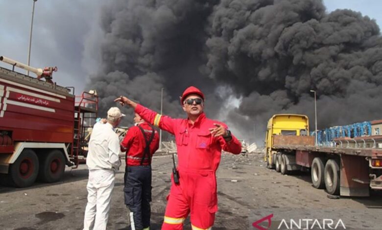 Lebih dari 500 warga cedera di ledakan besar pada pelabuhan Iran